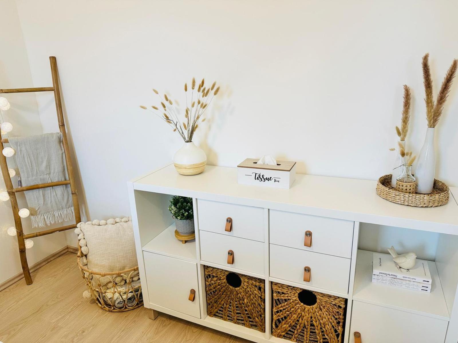 Cozy And Unique Apartment Near Train Station Bratislava Eksteriør bilde
